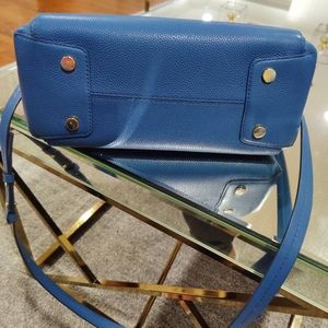 Mercer Medium Pebbled Leather Belted Satche DK chambray